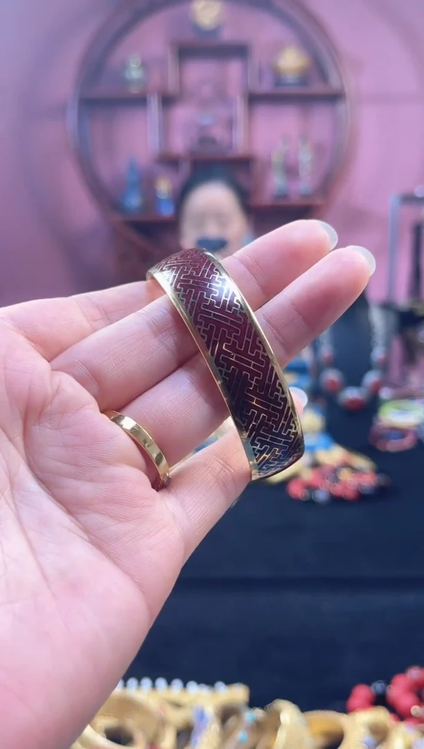 非遗 景泰蓝万字纹手镯 带证 砖红55