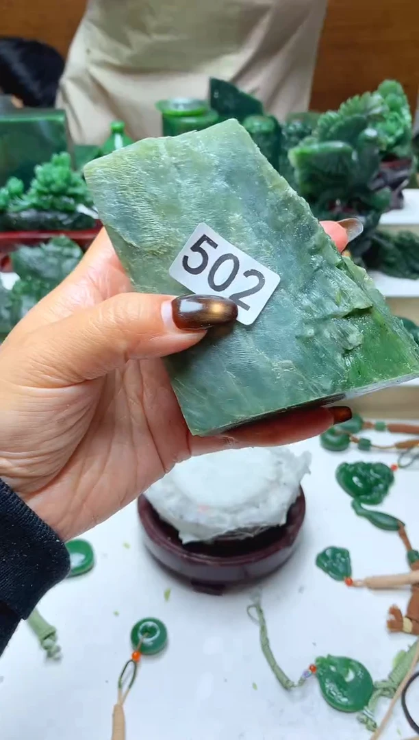 未镶嵌和田玉摆件1