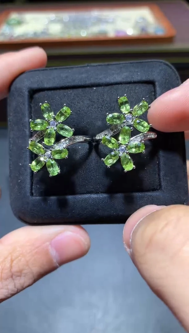 【闪购商品】橄榄石戒指未镶嵌K18【多样性发其一】