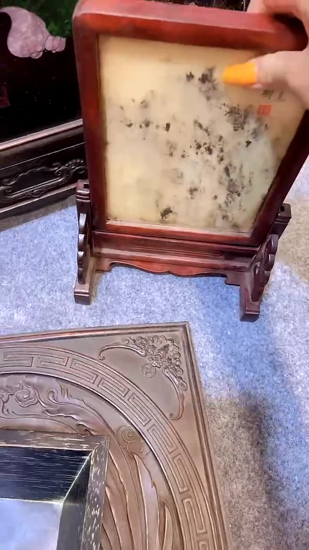 木紫檀雕刻一物一拍