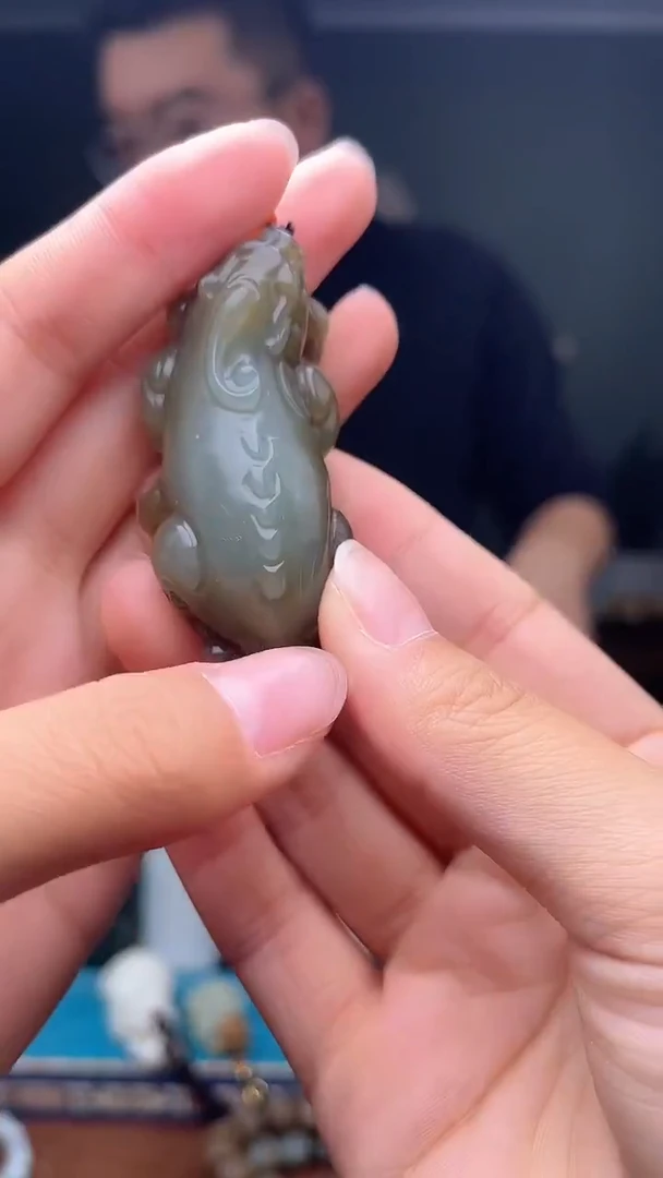 未镶嵌和田玉挂件1