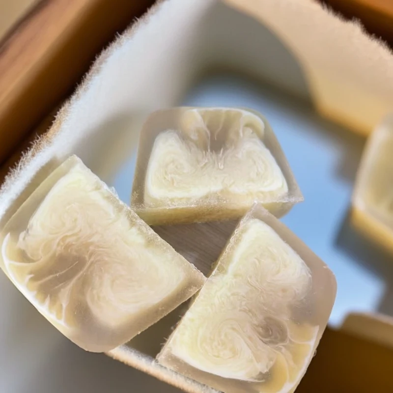 蚕丝永久花玻尿酸裱花皂