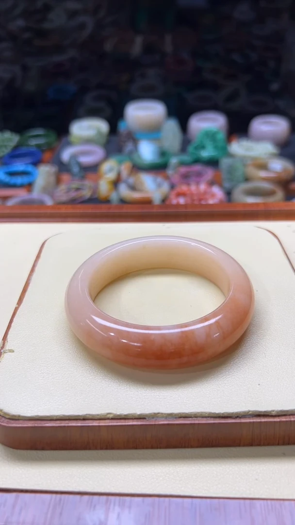 未镶嵌手镯石英质玉熊***歪111