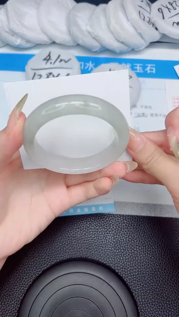 石英质玉手镯未镶嵌337-56.2