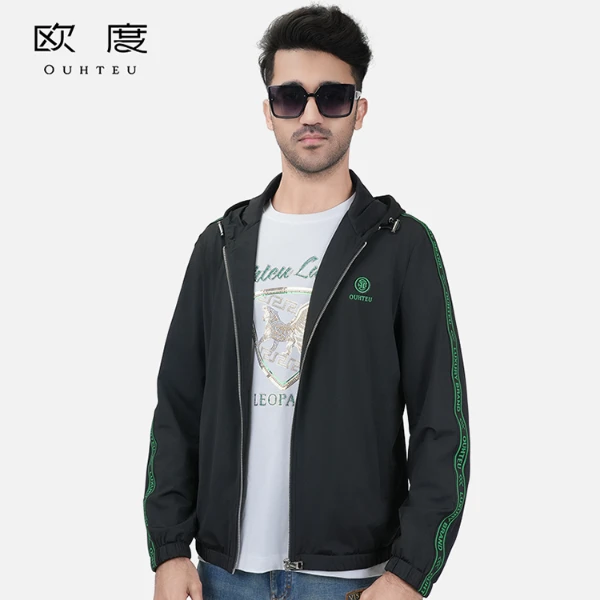 OUHTEU/欧度【运动套装】春装新品连帽品牌logo织带茄克外套7543
