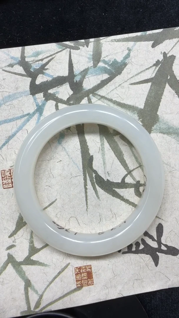 和田玉手镯未镶嵌656圈口57.9