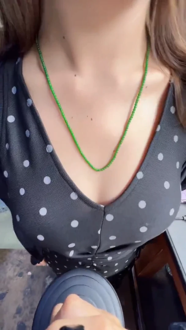 未镶嵌定制翡翠翡翠A货有轻微色差属于正常现象，珠链多样性发货1