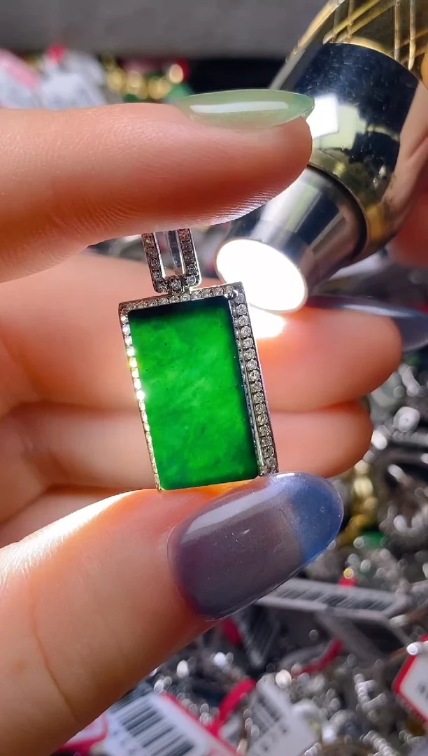 银S925镶嵌戒指翡翠百内无证书