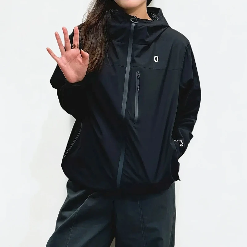 春季新款女士外套冲锋衣户外运动1070防风薄款防风软壳情侣休闲