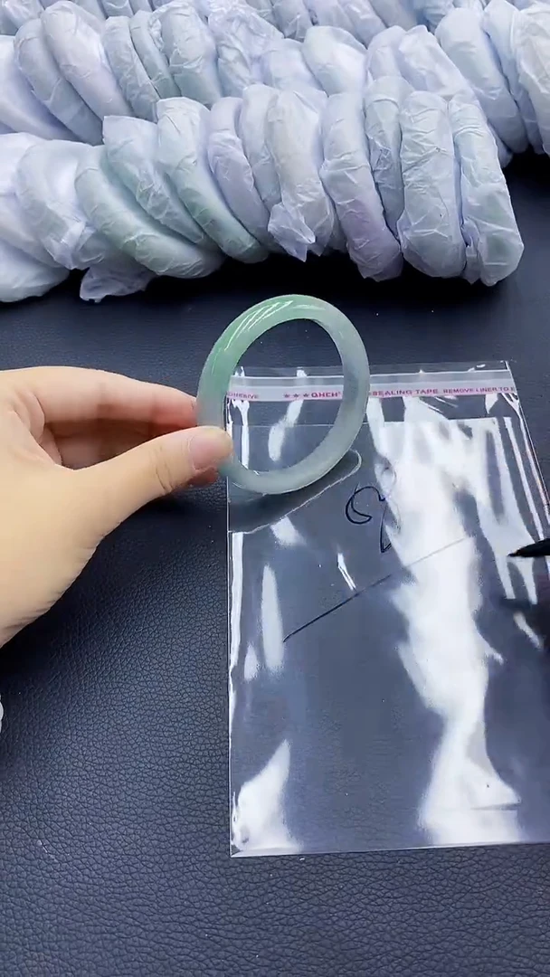 高冰透美人手镯 所见即所得35