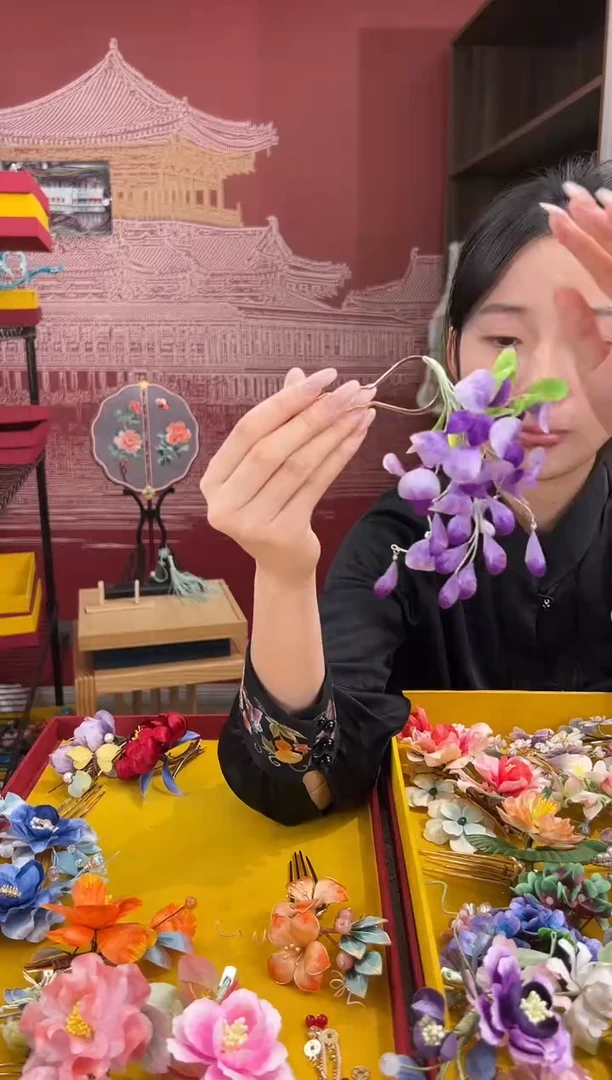 【闪购商品】刺绣非遗绒花（发饰）