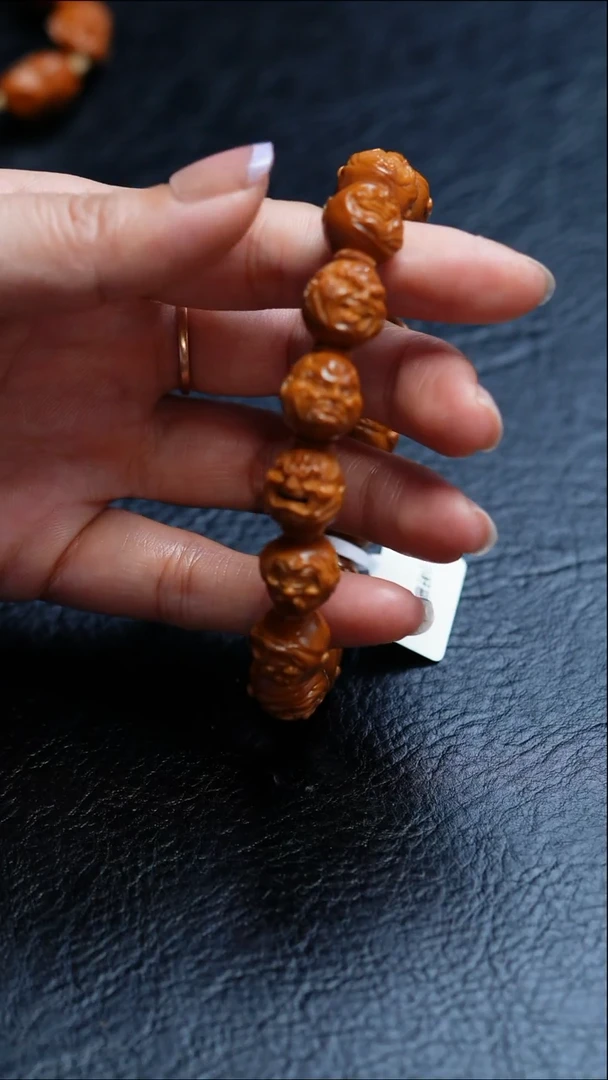 橄榄核吊坠苏工橄榄核