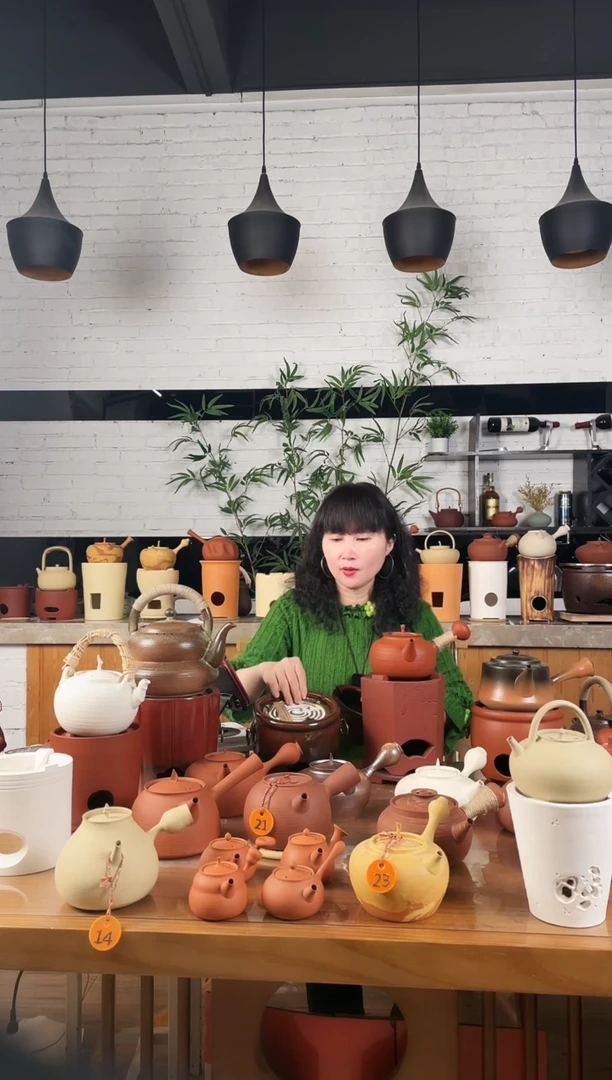 落****归红釉古炉+电炉丝+650cc老岩泥提梁