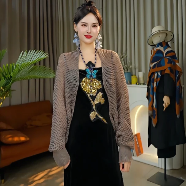 2025透气洋气防晒披肩冰丝短款百搭款宽松洋气休闲气质薄款洋气