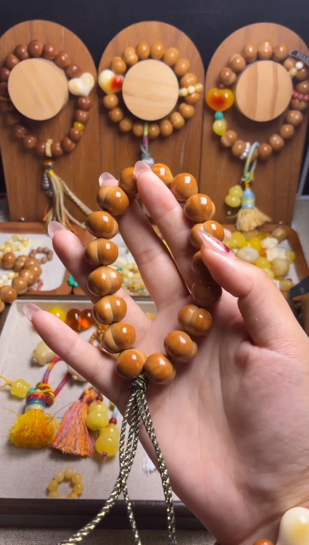 手串猴头核桃全品高桃16素手持