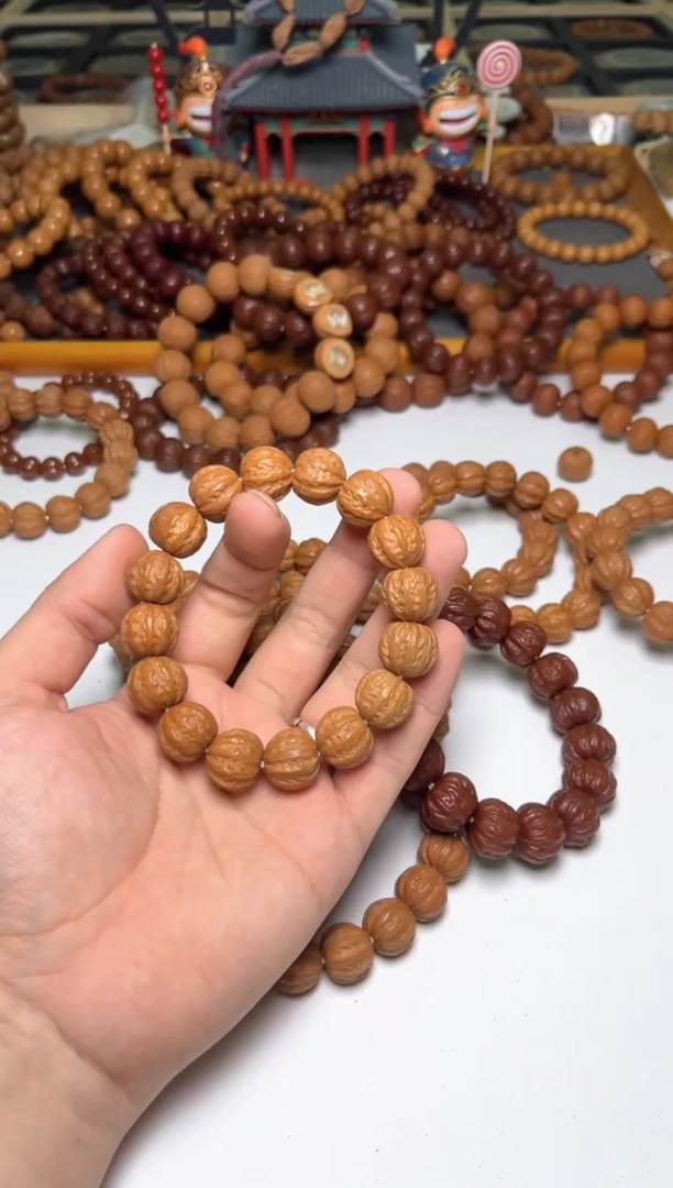 【闪购商品】猴头核桃手串【雕刻】京八棱15-16mm+猴头