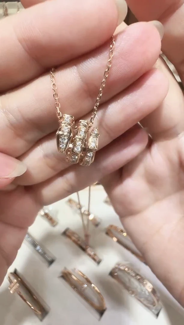 18K金镶嵌套链钻石套链