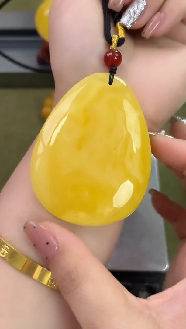 裸石琥珀未镶嵌天然琥珀蜜蜡吊坠