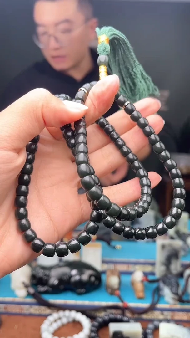 未镶嵌和田玉挂件1