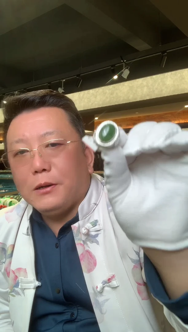 合金戒指和田玉拍一发一