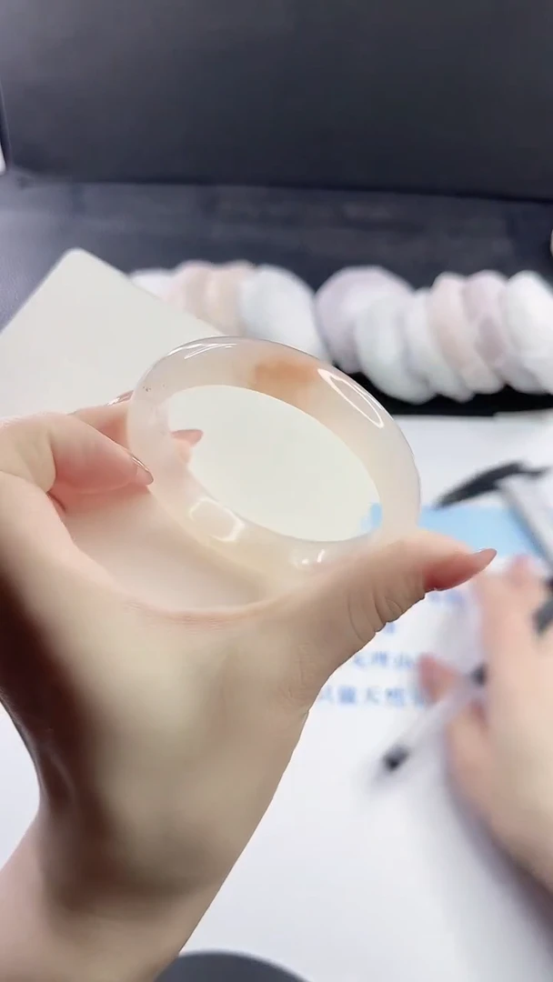 未镶嵌手镯石英质玉多样性发货L13