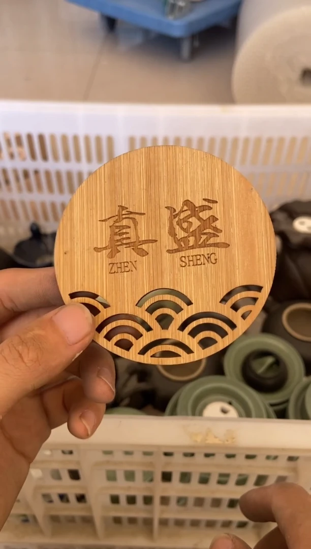无运费险有瑕疵的摄影的产品有使用过的痕迹有点脏介意勿拍