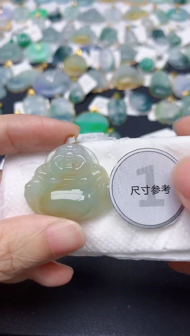 颈饰18K金镶嵌翡翠天然缅甸A货翡翠