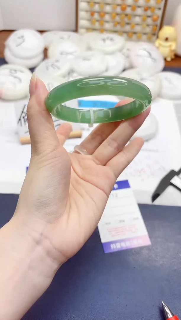 石英质玉手镯未镶嵌112-东陵玉-圈口63