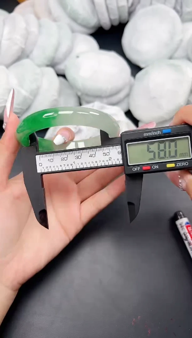 精品手镯，一物一拍E-093