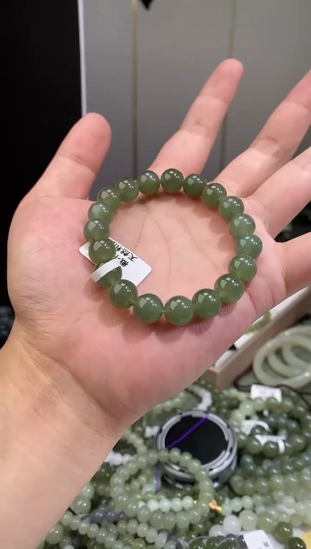 手串未镶嵌和田玉天然和田玉冰湖绿卡10mm手串多样性发货一件