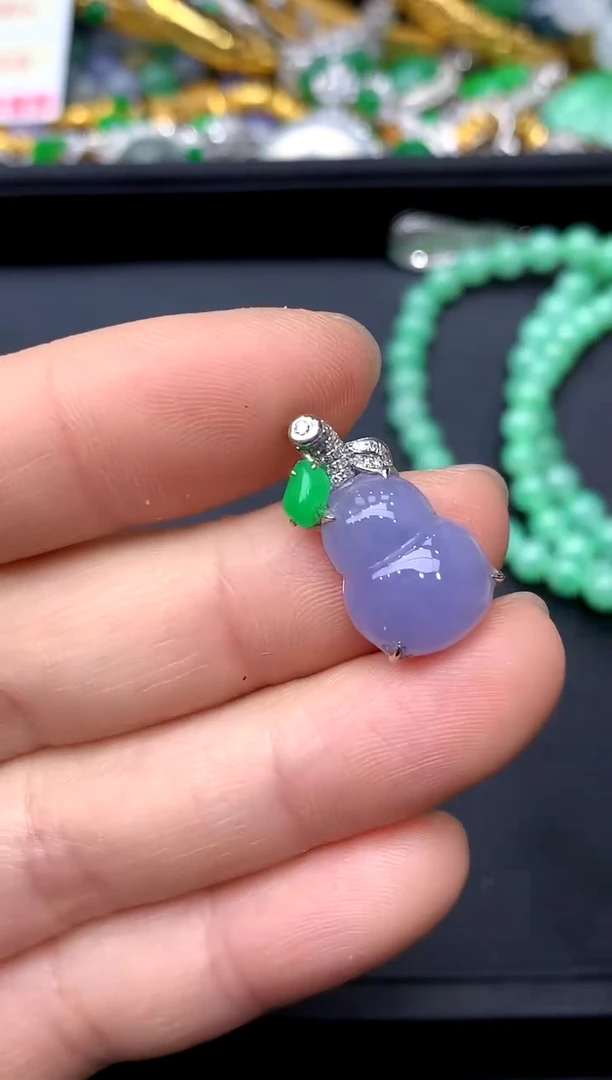 颈饰18K金镶嵌翡翠326-中国好珍宝