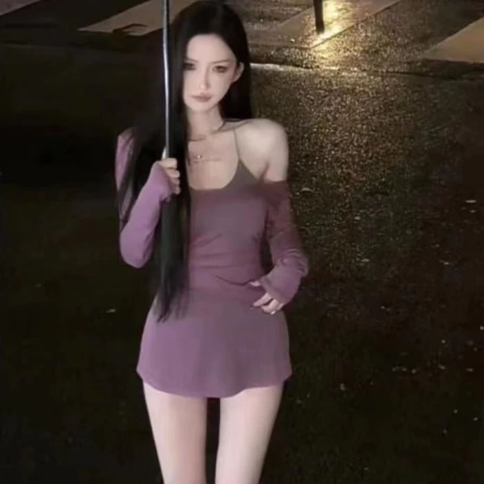 岩岩家6109纯欲辣妹长袖t恤新款内搭打底衫紧身收腰上衣