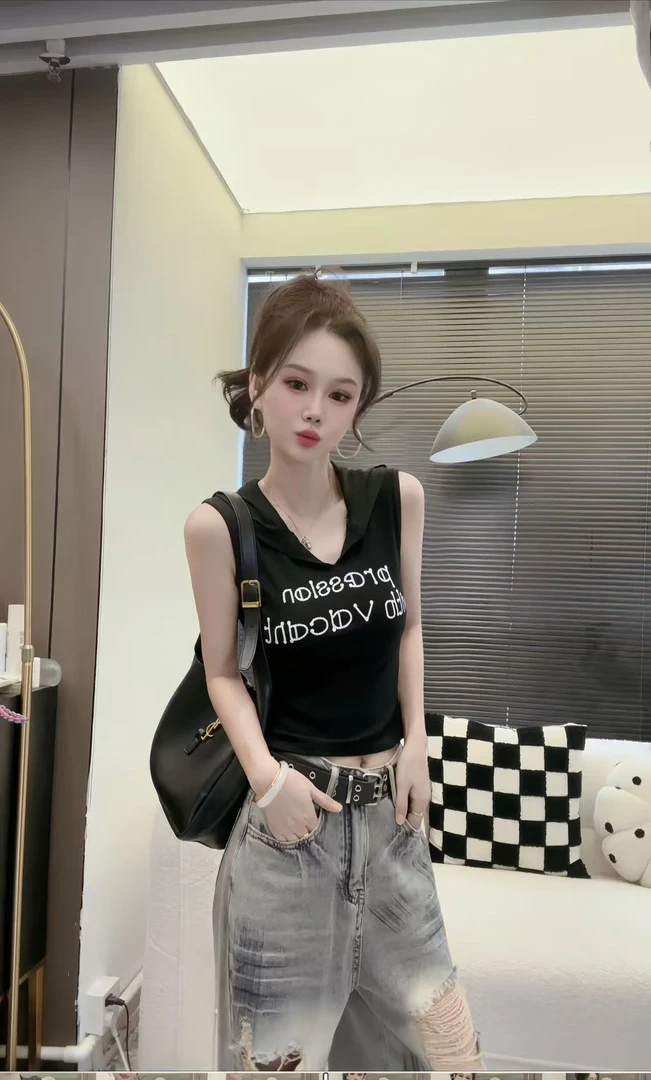 爆款美式辣妹字母印花设计感无袖背心修身显瘦内搭连帽上衣女夏季