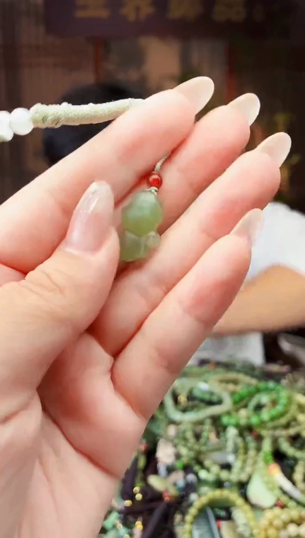 颈饰未镶嵌和田玉多样性发货拍一发一