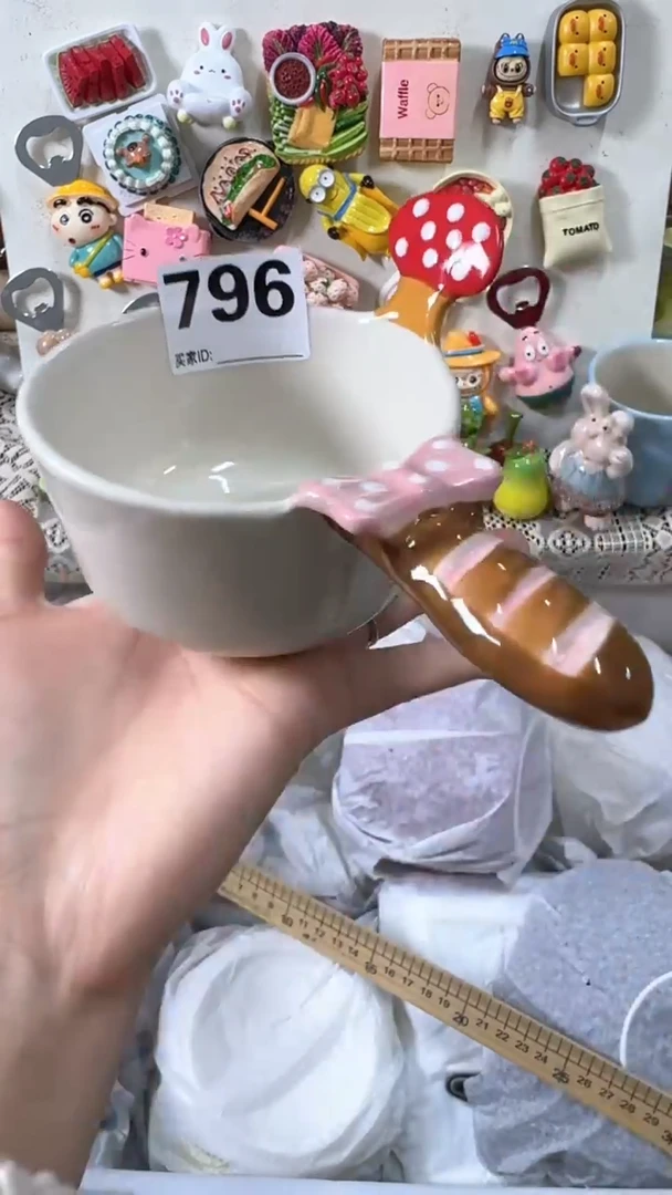 摆件董****?本产品默认微瑕！完美主义者慎拍！