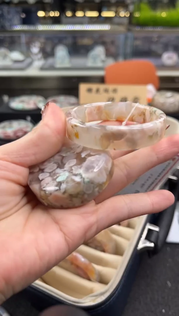 未镶嵌手镯石英质玉50圈口（赠品镯心）6888403