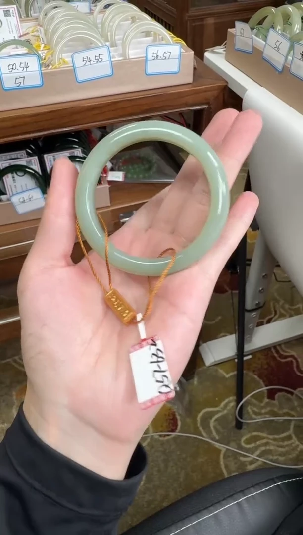 未镶嵌手镯和田玉57