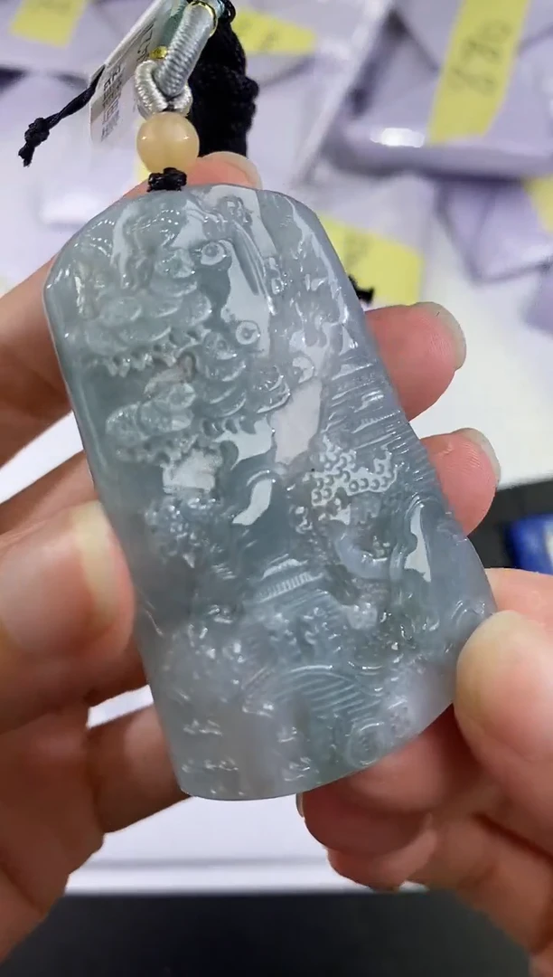 未镶嵌挂件翡翠354351     多人