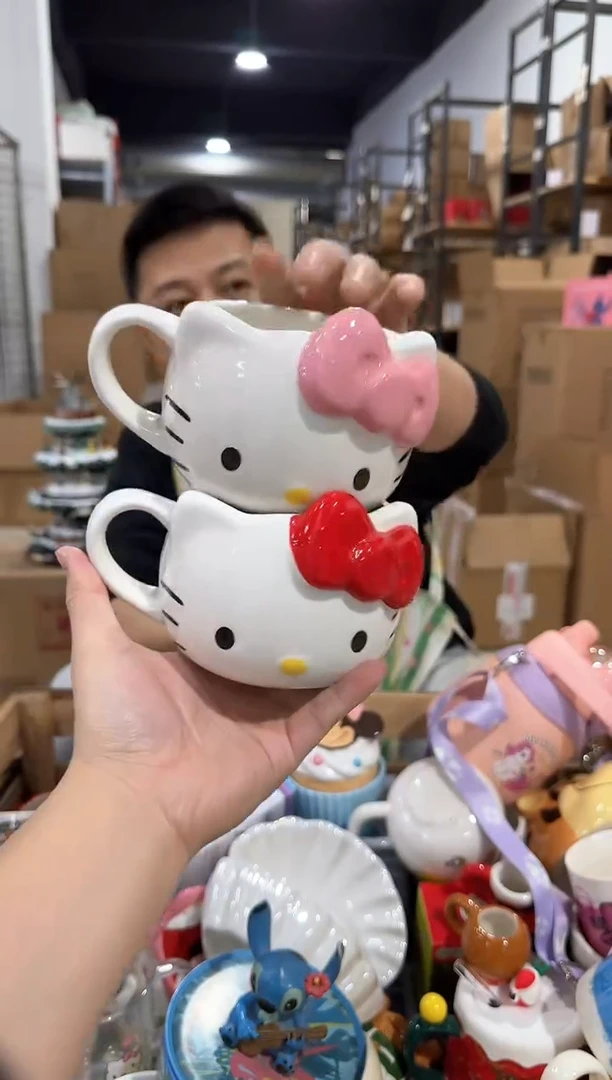 瓷片大号红色加粉色kt头杯2件套