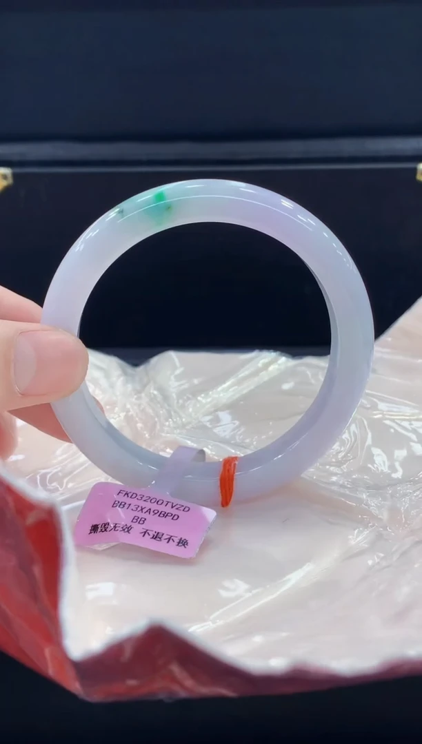 未镶嵌手镯翡翠翡翠手镯