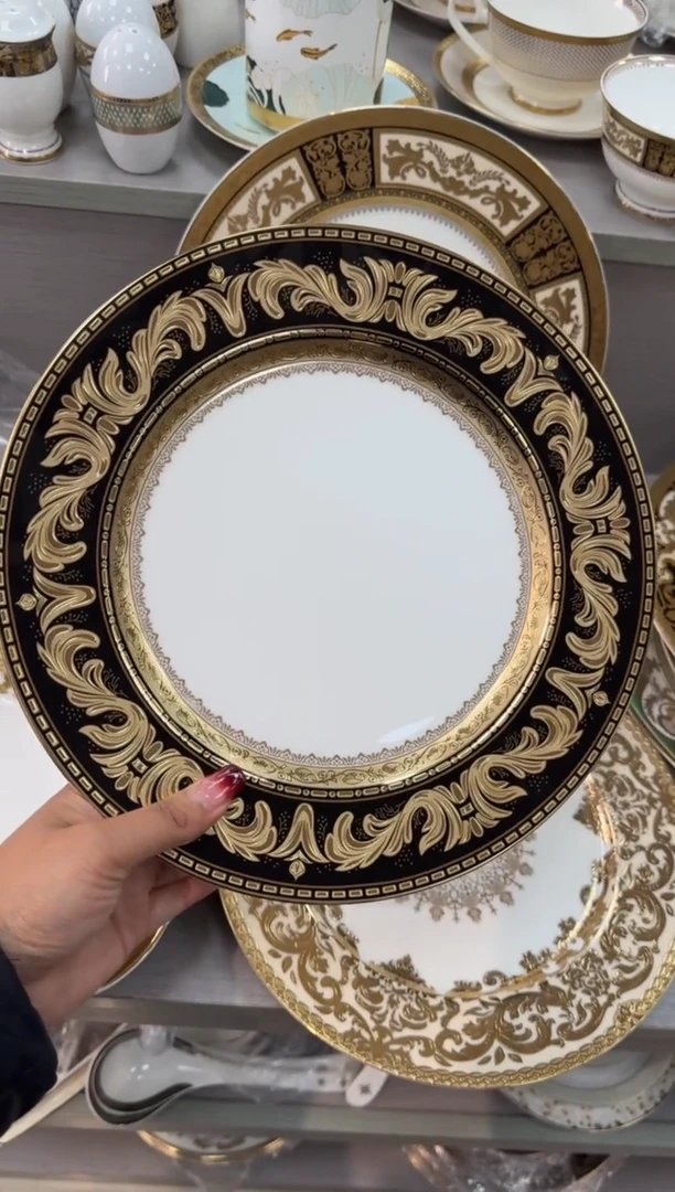 【闪购商品】瓷片10.5英寸平盘 1个  最后一个