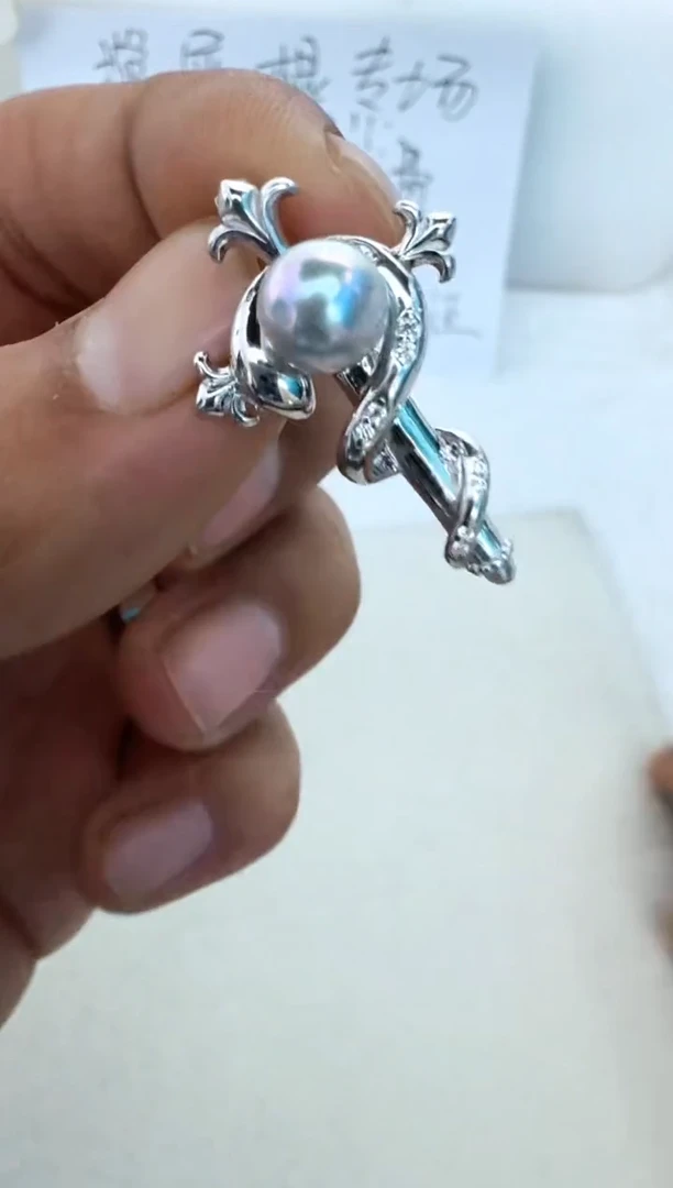 【闪购商品】海水珍珠颈饰银S925镶嵌吊坠