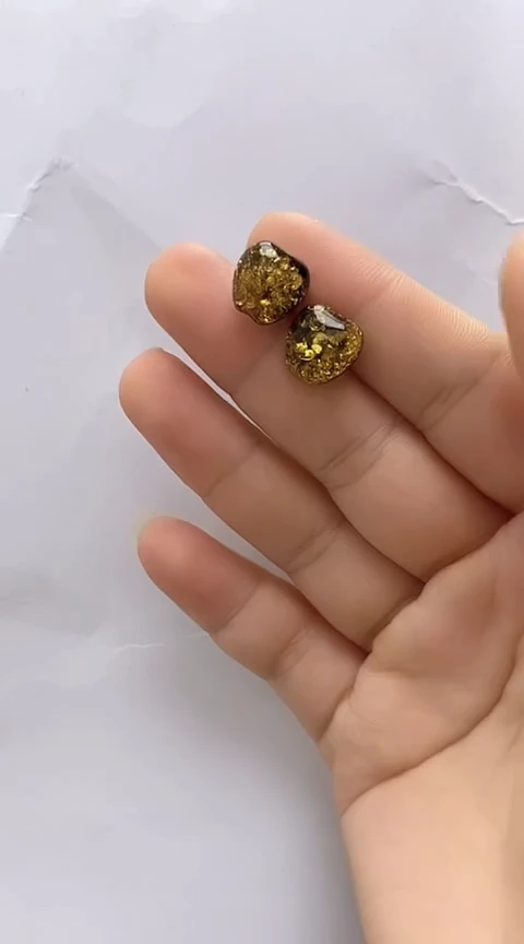 【闪购商品】琥珀裸石银S925镶嵌琥珀耳钉
