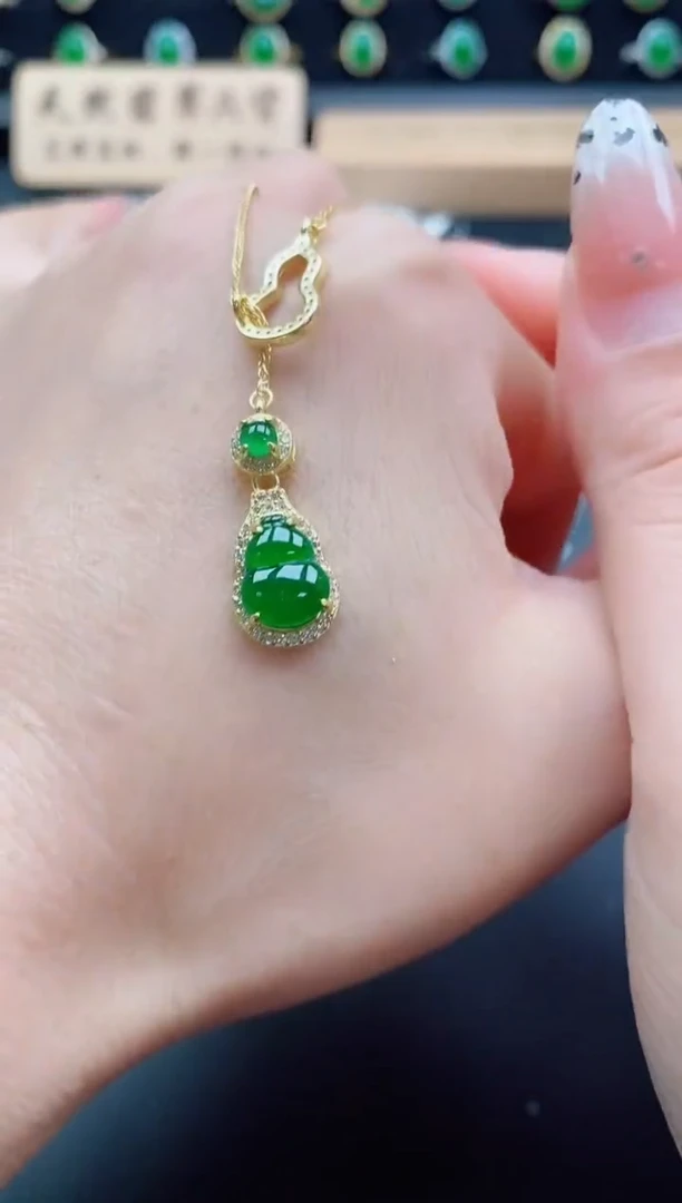 吊坠(赠链)银S925镶嵌翡翠1