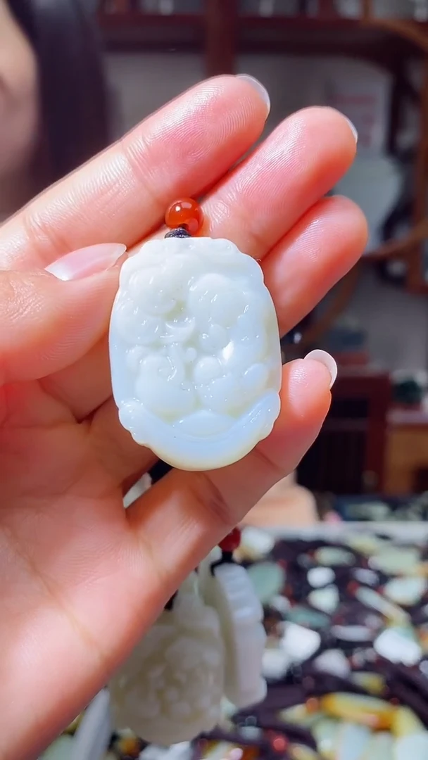 【闪购商品】和田玉挂件未镶嵌1