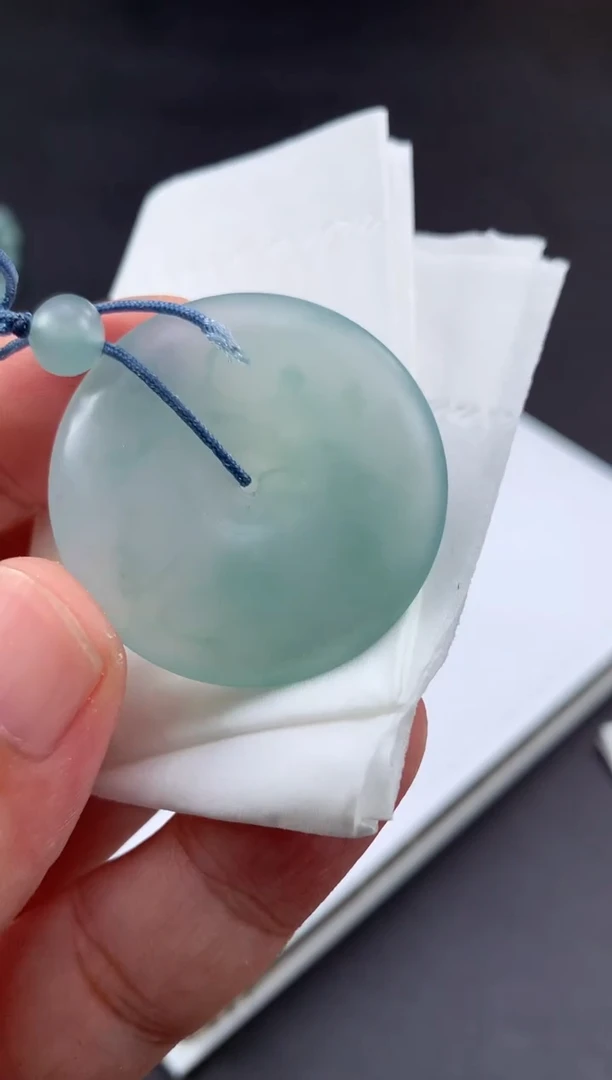定制翡翠未镶嵌小*翡翠