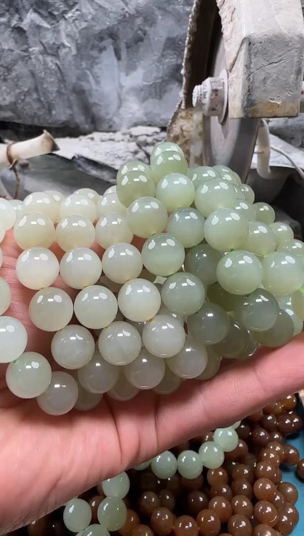 和田玉未镶嵌颈饰手串多样性拍一发一件