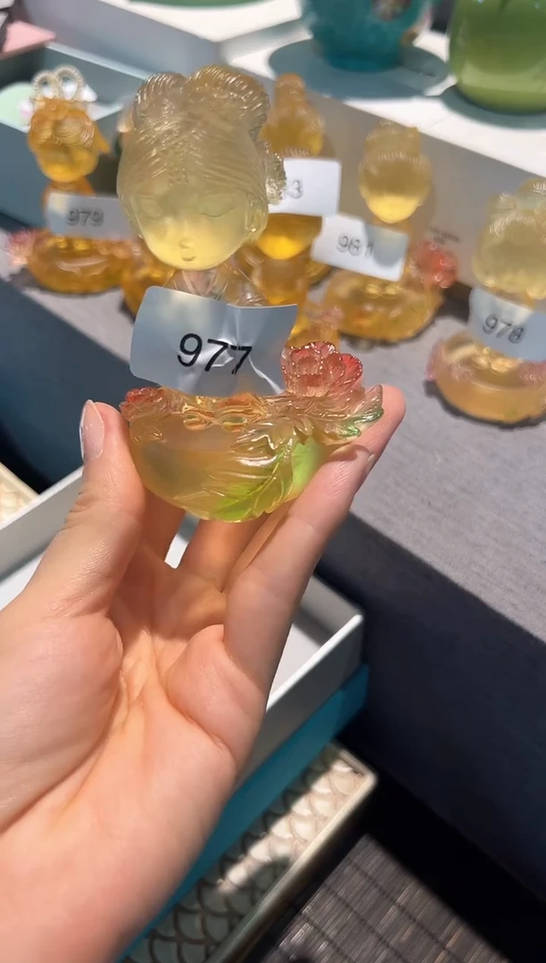 977香插琉璃福利价格4月