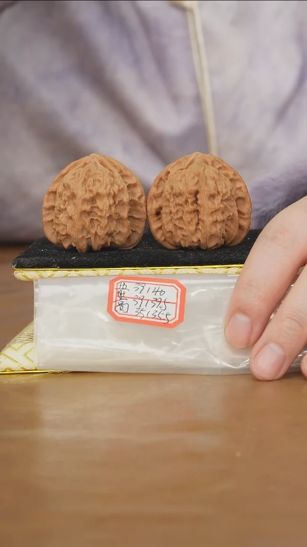 把件文玩核桃白狮子微修