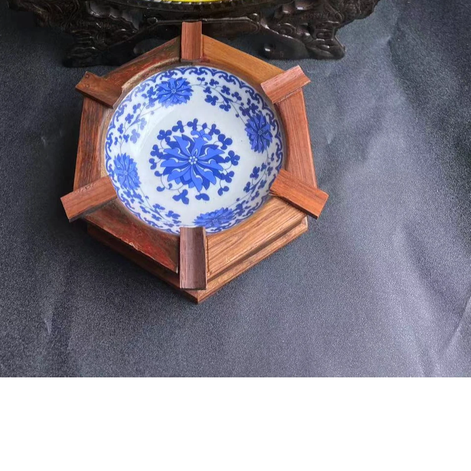 【闪购链接】木烟缸摆件一个